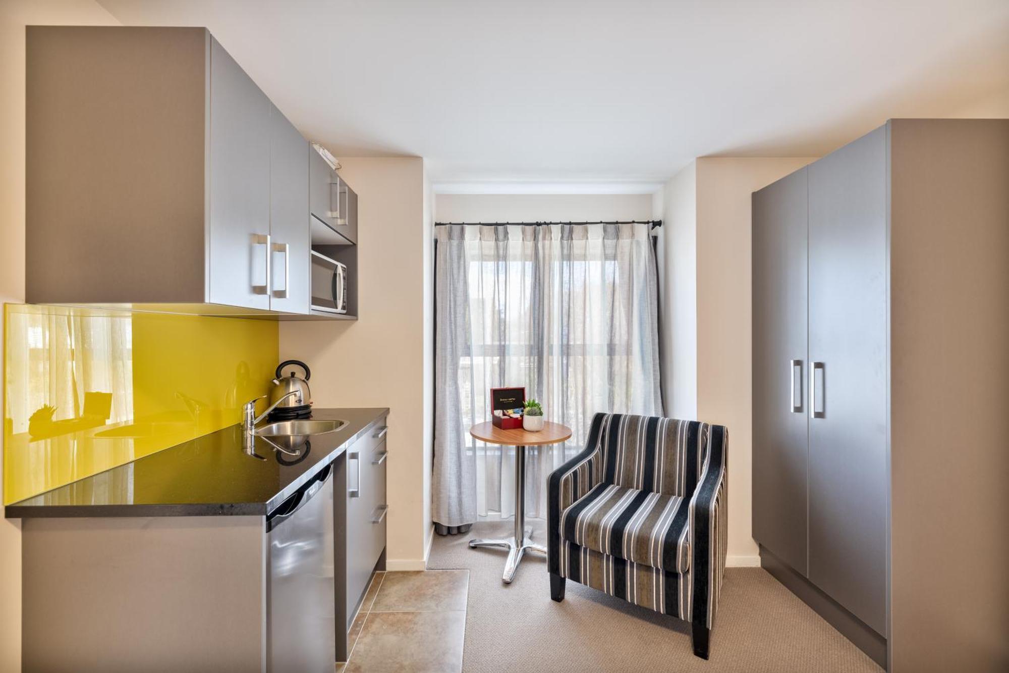 Alexander Inn Окленд Экстерьер фото